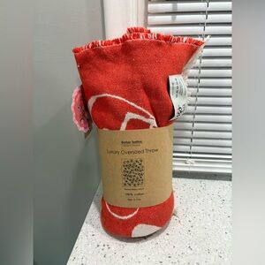 NWT Barker Textiles Oversized Viola Blanket